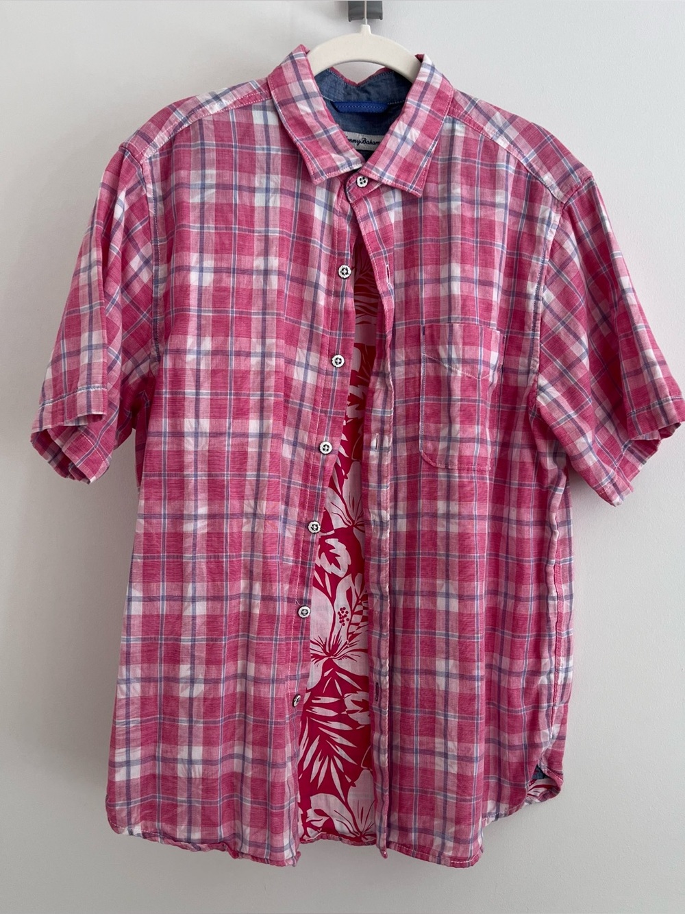 Tommy Bahama Men's Pink Red Plaid Short-Sleeve Button-Up Shirt 100% cotton